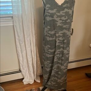 Universal Thread Gray Sleeveless Dress
